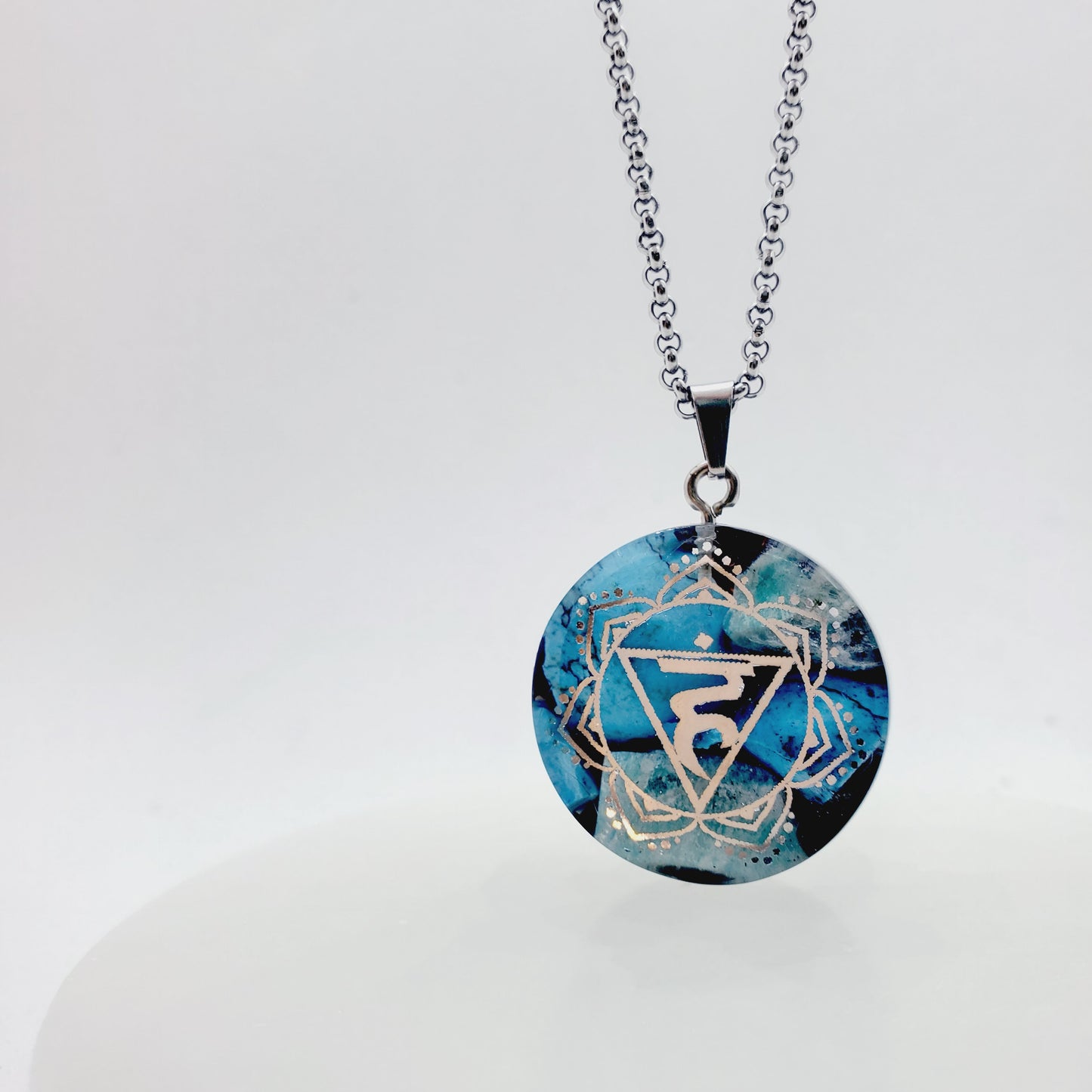 Chakra de la garganta | Orgonita Vishuddha - Comunicación y autoexpresión