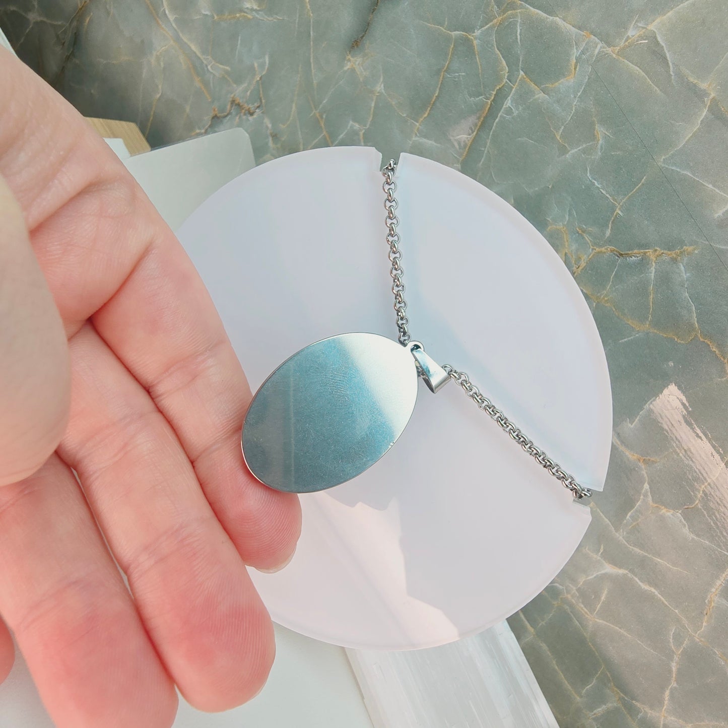 Foco, Autoconhecimento e Estabilidade | Orgonite com Lapis Lazuli e Jaspe Vermelho