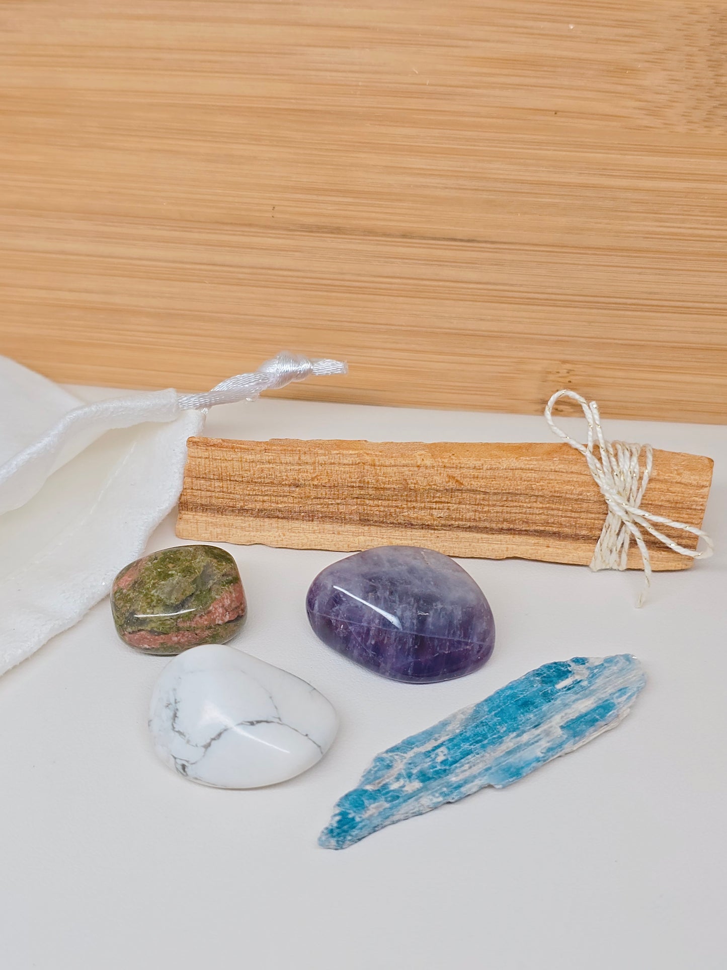 Kit de Cristais para Espiritualidade – Eleve Sua Conexão Espiritual